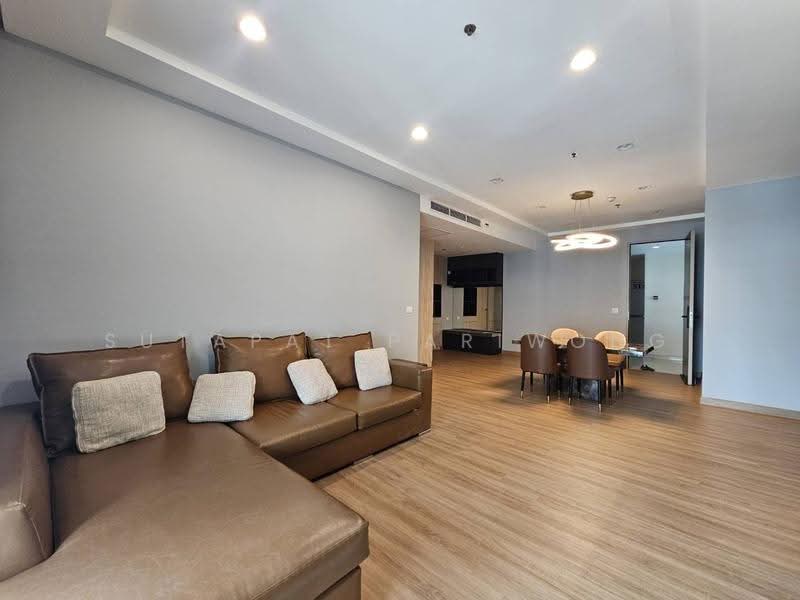 The Madison, Bangkok, Sukhumvit 41, Khlong Tan Nua, Watthana, Bangkok, 2 Bedrooms, 110 sqm, Condo For Rent, by Sutapat Pariwong, 500666082 - DDproperty.com