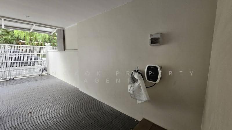 Townhouse in PHROM PHONG, Bangkok, Khlong Tan Nua, Watthana, Bangkok, 3 Bedrooms, 230 sqm, Townhouse For Rent, by BANGKOK PROPERTY AGENTS, 500666333 - DDproperty.com