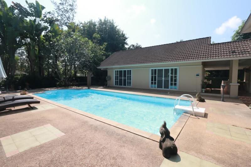 Five Bedroom House for Sale in Wang Tan Hang Dong, Chiang Mai, San Phak Wan, Hang Dong, Chiang Mai, 5 Bedrooms, 250 sqm, Single Detached House For Sale, by คุณ รุ่งทิพย์, 500667468 - DDproperty.com