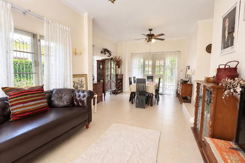 Five Bedroom House for Sale in Wang Tan Hang Dong, Chiang Mai, San Phak Wan, Hang Dong, Chiang Mai, 5 Bedrooms, 250 sqm, Single Detached House For Sale, by คุณ รุ่งทิพย์, 500667468 - DDproperty.com