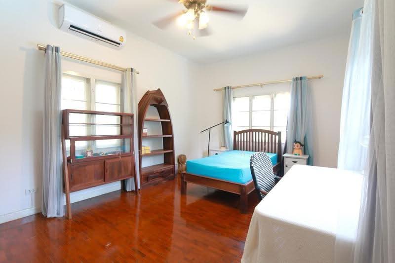 Five Bedroom House for Sale in Wang Tan Hang Dong, Chiang Mai, San Phak Wan, Hang Dong, Chiang Mai, 5 Bedrooms, 250 sqm, Single Detached House For Sale, by คุณ รุ่งทิพย์, 500667468 - DDproperty.com