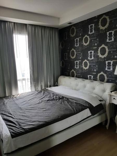 Thru Thonglor, Bangkok, Petchaburi Road, Bang Kapi, Huai Khwang, Bangkok, 1 Bedroom, 36 sqm, Condo For Rent, by Tanapon Saowaneeyakorn, 500667486 - DDproperty.com