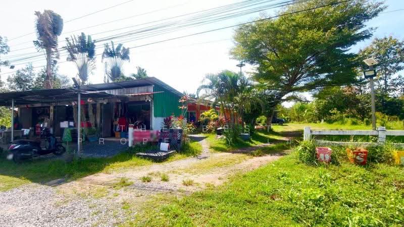บ้านเดี่ยวพร้อมที่ดินมะขาม จันทบุรี, Chanthaburi, Ang Khiri, Makham, Chanthaburi, 4 Bedrooms, 150 sqm, Single Detached House For Sale, by The Best Property เมย์, 500667653 - DDproperty.com