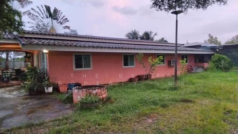 บ้านเดี่ยวพร้อมที่ดินมะขาม จันทบุรี, Chanthaburi, Ang Khiri, Makham, Chanthaburi, 4 Bedrooms, 150 sqm, Single Detached House For Sale, by The Best Property เมย์, 500667653 - DDproperty.com