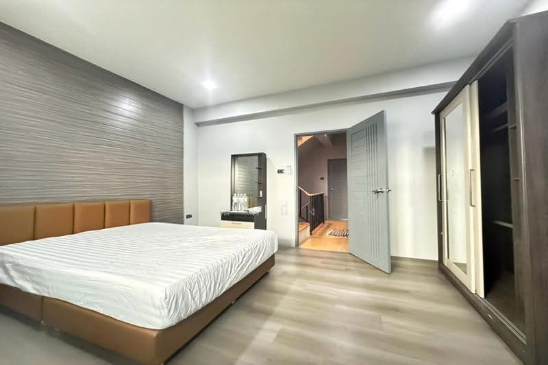 ซอยพหลโยธิน 27, กรุงเทพ, ถนนพหลโยธิน, ลาดยาว, จตุจักร, กรุงเทพ, 150 ตร.ม., ทาวน์เฮ้าส์ ขาย, โดย คุณหนึ่ง, 500667673 - DDproperty.com