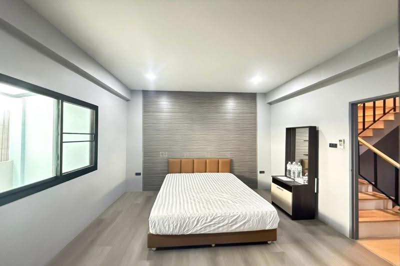 ซอยพหลโยธิน 27, กรุงเทพ, ถนนพหลโยธิน, ลาดยาว, จตุจักร, กรุงเทพ, 150 ตร.ม., ทาวน์เฮ้าส์ ขาย, โดย คุณหนึ่ง, 500667673 - DDproperty.com