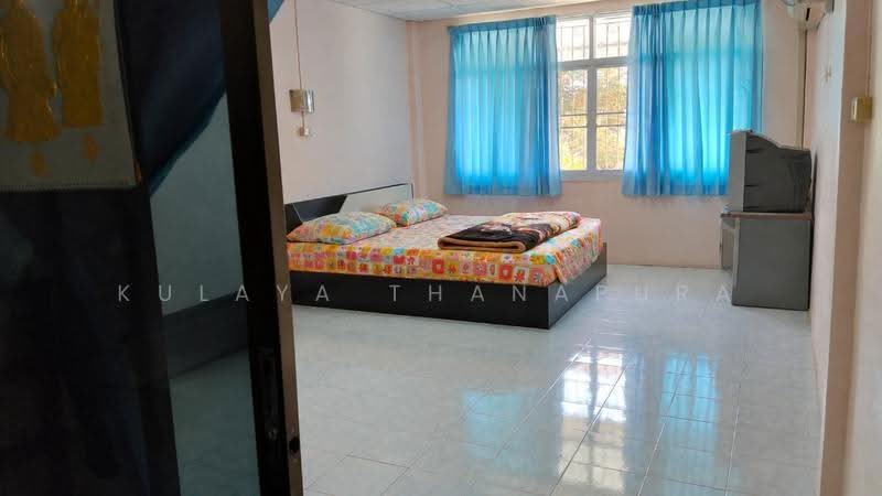 3.5-Story Comm. Bldg, Nittayo Rd, Mueang Udon Thani, Udon Thani, ถนนนิตโย (ต้นซอยโรงแรมเดอปรินเซส), Mak Khaeng, Muang Udon Thani, Udon Thani, , 180 sqm, Shophouse For Sale, by Kulaya Thanapura, 500667817 - DDproperty.com