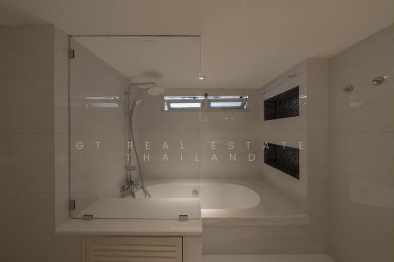 The Emporio Place, Bangkok, 93 Soi Sukhumvit 24, Sukhumvit Road, Khong Tan, Khlong Toei, Bangkok, 3 Bedrooms, 180 sqm, Condo For Rent, by GT Real Estate Thailand, 500667856 - DDproperty.com