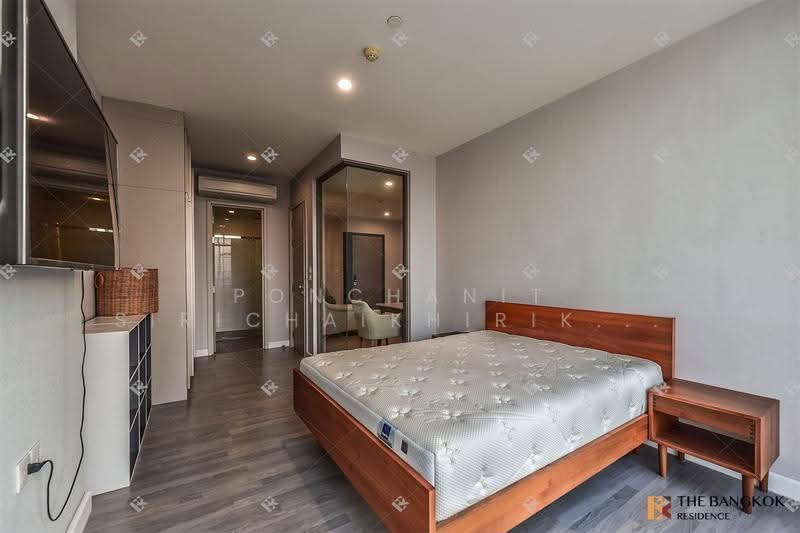 The Room Sathorn, Bangkok, 78 Pan Road, Silom, Bang Rak, Bangkok, 1 Bedroom, 50 sqm, Condo For Rent, by Ponchanit Sirichaikhirikoson, 500668037 - DDproperty.com