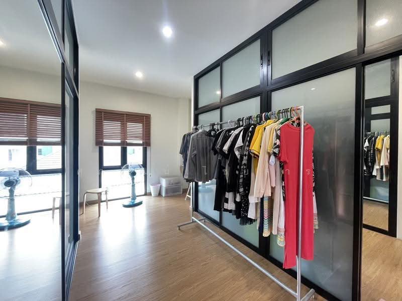 บ้านเดี่ยวสร้างเอง 2 ชั้น พร้อมที่ดินเปล่า บางพลัด–จรัญสนิทวงศ์ 71, กรุงเทพ, จรัญสนิทวงศ์, บางพลัด, กรุงเทพ, 336 ตร.ม., บ้านเดี่ยว ขาย, โดย ศุภวัฒน์ ไชยสาร, 500668076 - DDproperty.com