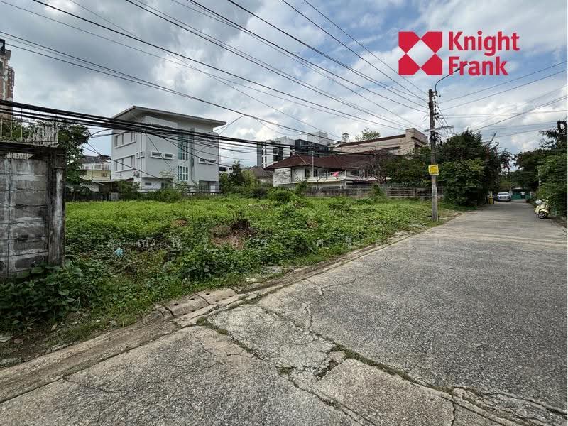 ขายที่ดินเปล่า ซอยลาดพร้าว 15 แยก 2-1 ใกล้ MRT ลาดพร้าว, กรุงเทพ, ลาดพร้าว, จอมพล, จตุจักร, กรุงเทพ, 747 ตร.ม., ที่ดิน ขาย, โดย คุณพิริยา ศรีส่วน, 500668395 - DDproperty.com