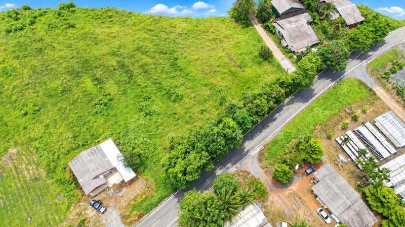 ขายที่ดินพร้อมบ้าน 10-1-40 ไร่ ติดถนนสาธารณะ 3 ด้าน เนินทราย เมืองตราด เหมาะทำธุรกิจเกษตร, ตราด, เนินทราย, เมืองตราด, ตราด, 16,560 ตร.ม., ที่ดิน ขาย, โดย สุเทพ พสุวณิชย์กุล, 500671156 - DDproperty.com
