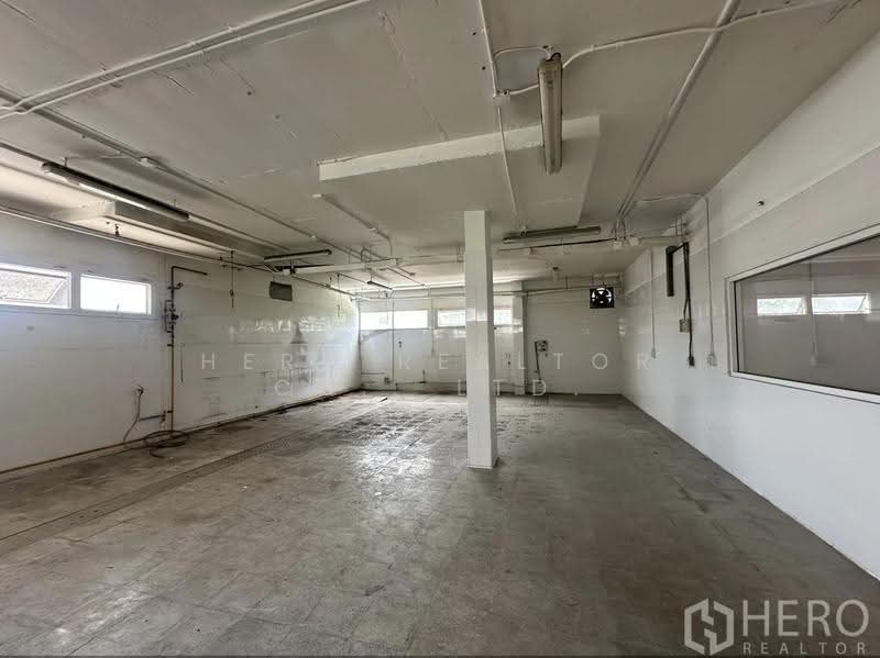 For rent or sale Office Space 1410 sqm near BTS Phra Khanong Bangkok BRE23978, กรุงเทพ, สุขุมวิท, คลองตันเหนือ, วัฒนา, กรุงเทพ, 1,410 ตร.ม., สำนักงาน ขาย, โดย Hero Realtor Co., Ltd., 500671178 - DDproperty.com