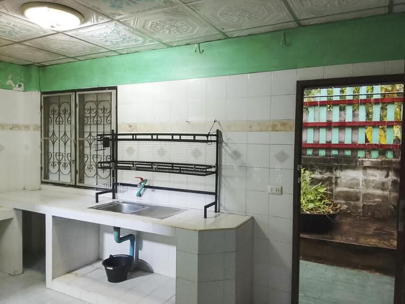 ทาวน์เฮ้าส์ 2 ชั้น หมู่บ้าน คราประยูร ทวีวัฒนา กรุงเทพ, Bangkok, Thawi Watthana, Bangkok, 2 Bedrooms, 80 sqm, Townhouse For Sale, by บริษัท เอชแอล แอสเซท จำกัด, 500671199 - DDproperty.com