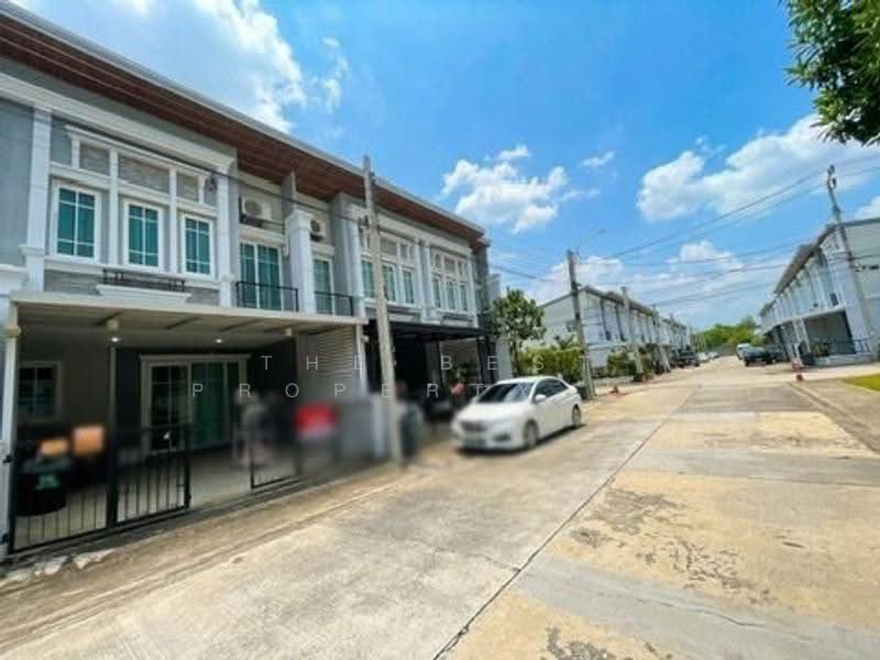 Golden Town Bangna-Suanluang : โกลเด้น ทาวน์ บางนา-สวนหลวง, กรุงเทพ, ถนนกาญจนาภิเษก, ดอกไม้, ประเวศ, กรุงเทพ, 100 ตร.ม., ทาวน์เฮ้าส์ ขาย, โดย The Best Property โอ๋, 500671415 - DDproperty.com