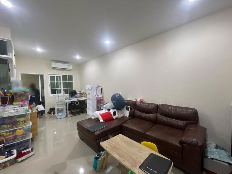 Golden Town Bangna-Suanluang, Bangkok, Kanchanapisek Road, Dok Mai, Prawet, Bangkok, 4 Bedrooms, 100 sqm, Townhouse For Sale, by The Best Property โอ๋, 500671415 - DDproperty.com