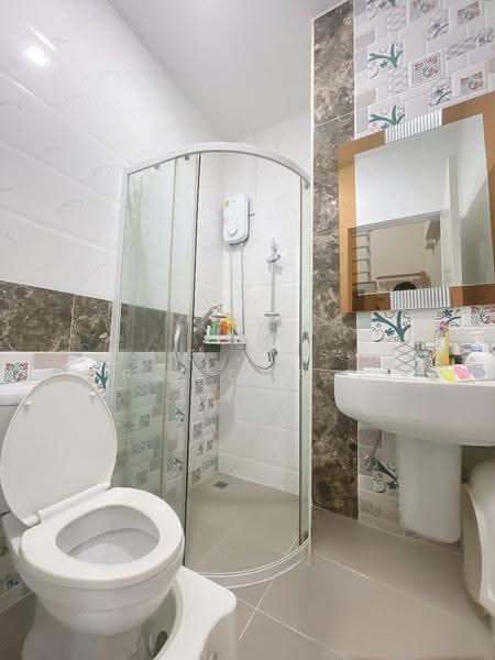 Golden Town Bangna-Suanluang, Bangkok, Kanchanapisek Road, Dok Mai, Prawet, Bangkok, 4 Bedrooms, 100 sqm, Townhouse For Sale, by The Best Property โอ๋, 500671415 - DDproperty.com
