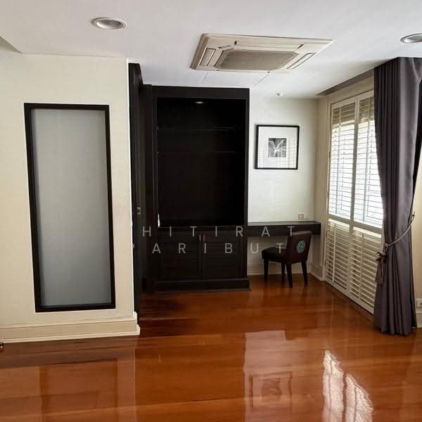 4 BR townhouse, Bangkok, Thung Maha Mek, Sathon, Bangkok, 4 Bedrooms, 300 sqm, Townhouse For Sale, by Thitirat Paribut, 500672165 - DDproperty.com