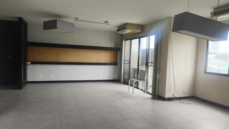 Sathorn Place : สาธร เพลส, กรุงเทพ, ถนนกรุงธนบุรี, คลองต้นไทร, คลองสาน, กรุงเทพ, 71 ตร.ม., คอนโด ขาย, โดย Anumas Hangkul, 500672224 - DDproperty.com