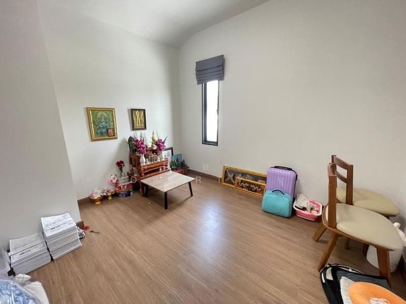 หมู่บ้านเอ็มวิลเลจ บึงไร่1-ศรีราชา (M Village Buengrai1-Sriracha) ชลบุรี, Chon Buri (Pattaya), Bueng, Si Racha, Chon Buri (Pattaya), 3 Bedrooms, 150 sqm, Semi-Detached House (Twin House) For Sale, by The Best Property นุ่น, 500673922 - DDproperty.com