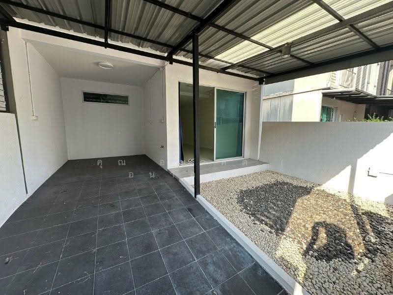 Pruksa Lite Lox Rattanathibet, Nonthaburi, Sao Thong Hin, Bang Yai, Nonthaburi, 3 Bedrooms, 110 sqm, Townhouse For Sale, by คุณ อนาคต ( อนาคต ), 500674500 - DDproperty.com