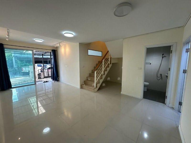 Pruksa Lite Lox Rattanathibet, Nonthaburi, Sao Thong Hin, Bang Yai, Nonthaburi, 3 Bedrooms, 110 sqm, Townhouse For Sale, by คุณ อนาคต ( อนาคต ), 500674500 - DDproperty.com