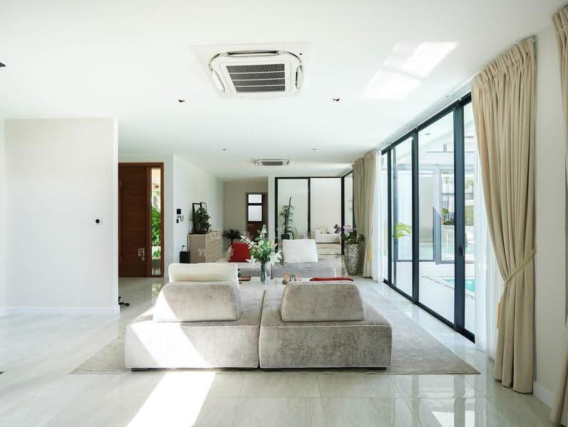The Prospect Villa : เดอะ พรอสเปคท์ วิลล่า, ชลบุรี, ถนนทุ่งกลมตาลหมัน 8, หนองปรือ, บางละมุง, ชลบุรี, 380 ตร.ม., วิลล่า ให้เช่า, โดย ณัฐนันท์ สุนทรวรจันทร์, 500676015 - DDproperty.com