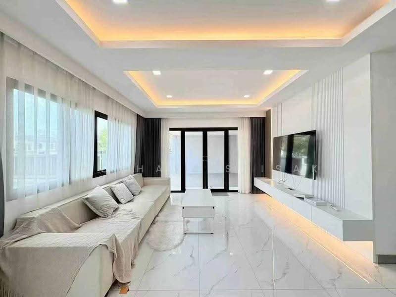 5 BR house, ชลบุรี, บ้านสวน, เมืองชลบุรี, ชลบุรี, 300 ตร.ม., บ้านเดี่ยว ให้เช่า, โดย Patchara Srisak, 500677446 - DDproperty.com