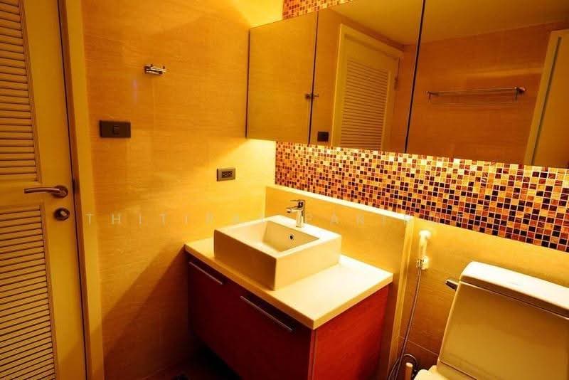 Lakeview Residences, Bangkok, Soi Sukhumvit 12, Khlong Toei, Bangkok, 4 Bedrooms, 380 sqm, Apartment For Rent, by Thitirat Paribut, 500678304 - DDproperty.com