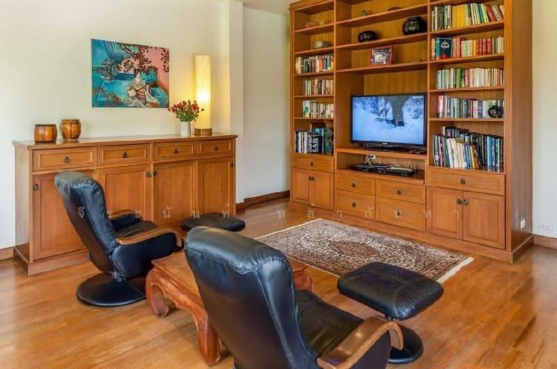 For Sale:Two-Storey Mediterranean Pool Willa, 5 Beds,Saltwater Pool,Paddy and Mountain Views, Chiang Mai, Rim Nua, Mae Rim, Chiang Mai, 5 Bedrooms, 600 sqm, Villa For Sale, by Jeeranan Lakanha, 500678525 - DDproperty.com