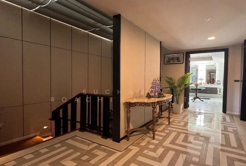 Luxury 5-Story Townhome for Sale, 4 bedrooms, 33.2 sqw., Phrom Phong area., Bangkok, Sukhumvit 31, Khlong Tan Nua, Watthana, Bangkok, 4 Bedrooms, 431 sqm, Townhouse For Sale, by Suchart Roachthavilit, 500681651 - DDproperty.com