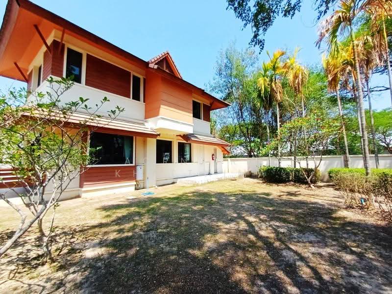 2-story detached house For rent, (in the project), fully furnished, 3.2 km. from Kad Farang Village., Chiang Mai, Nong Kwai, Hang Dong, Chiang Mai, 4 Bedrooms, 231 sqm, Single Detached House For Sale, by Aornjira Khatthima, 500682325 - DDproperty.com