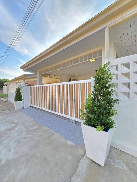 Raviporn City Home Village, Chon Buri (Pattaya), 74/1 Nongmaikaen Road, Nong Pru, Bang Lamung (Pattaya), Chon Buri (Pattaya), 3 Bedrooms, 200 sqm, Single Detached House For Rent, by Kradumthong Wongchan, 500682583 - DDproperty.com