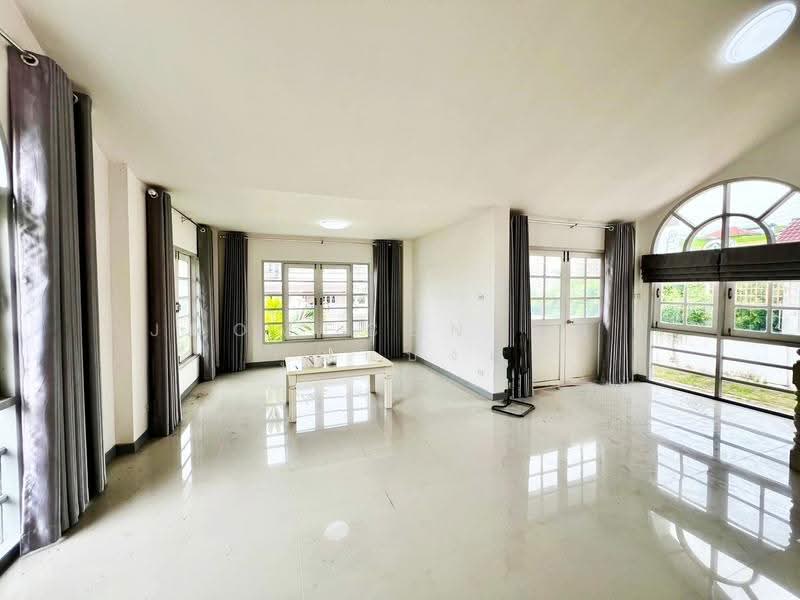 Yingruay Niwet Chaengwattana-Prachachuen, Nonthaburi, Prachachuen Road, Bang Talat, Pak Kret, Nonthaburi, 5 Bedrooms, 250 sqm, Single Detached House For Sale, by AJHOMECENTER - คุณแบงค์, 500683923 - DDproperty.com