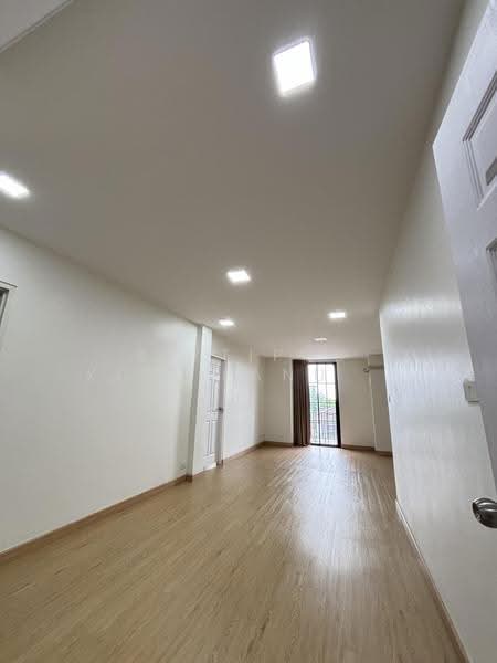 ไม่มี, Bangkok, เฉลิมพระเกียรติ ร.9 ซอย 9 แยก 2, Nong Bon, Prawet, Bangkok, 4 Bedrooms, 550 sqm, Townhouse For Sale, by Kittipob Kittipanuwongkul, 500684406 - DDproperty.com
