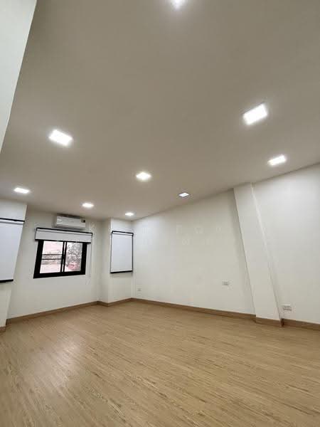 ไม่มี, Bangkok, เฉลิมพระเกียรติ ร.9 ซอย 9 แยก 2, Nong Bon, Prawet, Bangkok, 4 Bedrooms, 550 sqm, Townhouse For Sale, by Kittipob Kittipanuwongkul, 500684406 - DDproperty.com