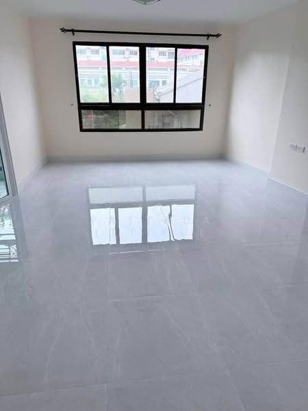 Lumpini Place Narathiwas 24, Bangkok, Sathu Pradit 19 Alley 3, Chong Nonsi, Yan Nawa, Bangkok, 1 Bedroom, 34 sqm, Condo For Sale, by Pattada Letikul, 500684592 - DDproperty.com