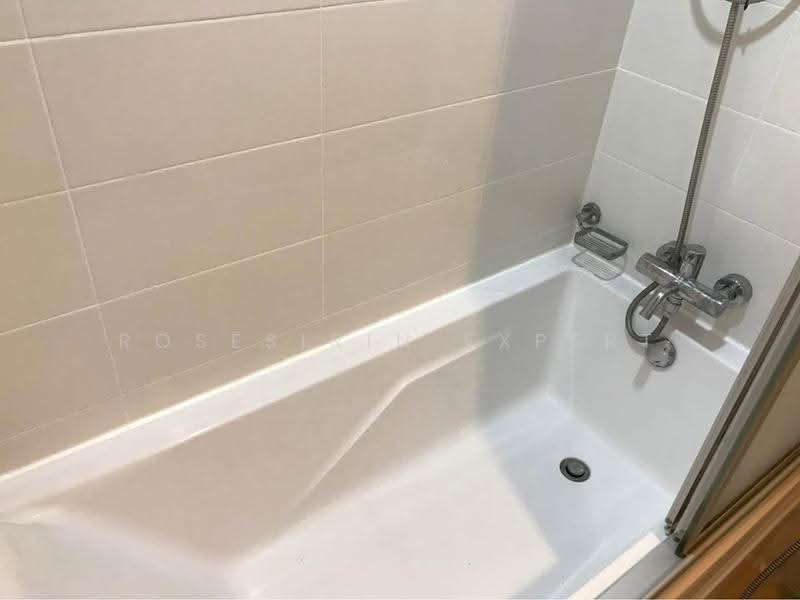 Lumpini Place Rama 9-Ratchada, Bangkok, Rama 9 Road, Huai Khwang, Bangkok, 1 Bedroom, 38 sqm, Condo For Rent, by Rosesirin Expert, 500684621 - DDproperty.com