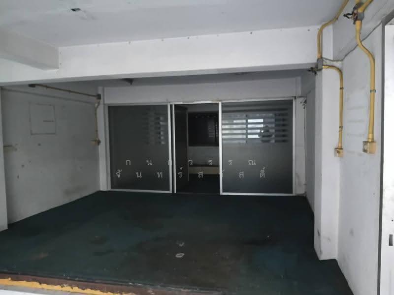 อาคารพาณิชย์ เลขที่ 890/8 (ห้องแถวเหม่งจ๋าย), กรุงเทพ, ประชาอุทิศ, สามเสนนอก, ห้วยขวาง, กรุงเทพ, 480 ตร.ม., ตึกแถว-อาคารพาณิชย์ ให้เช่า, โดย กนกวรรณ จันทร์สวัสดิ์, 500684627 - DDproperty.com