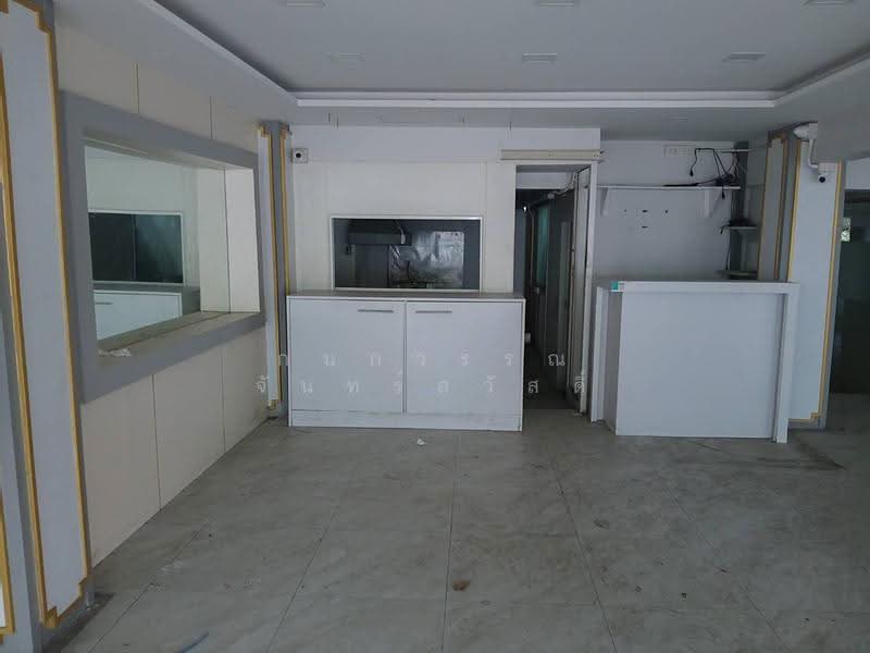 อาคารพาณิชย์ เลขที่ 890/8 (ห้องแถวเหม่งจ๋าย), กรุงเทพ, ประชาอุทิศ, สามเสนนอก, ห้วยขวาง, กรุงเทพ, 480 ตร.ม., ตึกแถว-อาคารพาณิชย์ ให้เช่า, โดย กนกวรรณ จันทร์สวัสดิ์, 500684627 - DDproperty.com