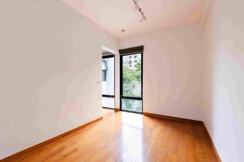 บ้านซอยทองหล่อ, กรุงเทพ, คลองตัน, คลองเตย, กรุงเทพ, 250 ตร.ม., บ้านเดี่ยว ให้เช่า, โดย Knight Frank Chartered (Thailand) Co.,Ltd, 500686135 - DDproperty.com