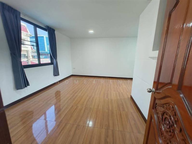 Srinakarin Grand Mansion Village, Bangkok, Suan Luang, Bangkok, 4 Bedrooms, 344 sqm, Townhouse For Rent, by Home4rent, 500686229 - DDproperty.com