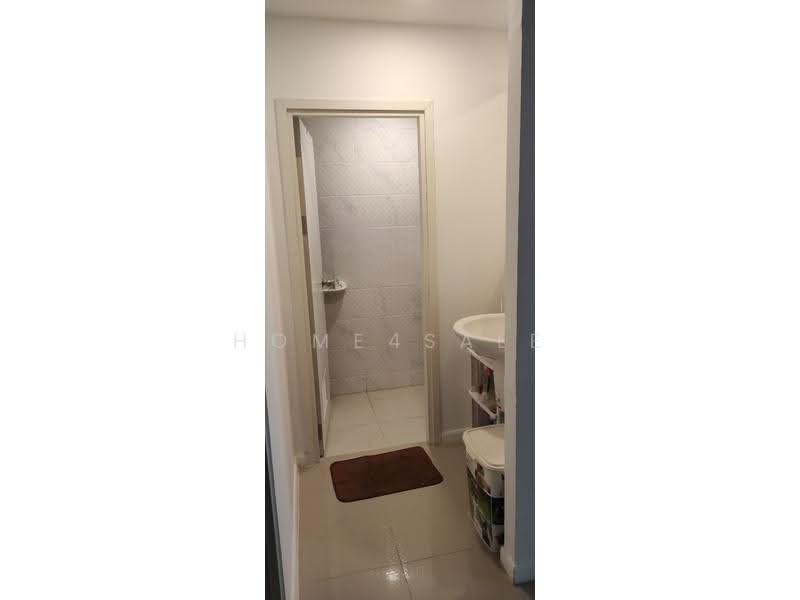 Pruksa Ville 114 Ramkhamhaeng-Romklao (Mistine), Bangkok, Soi Kheha Romklao 64, Kheha Romklao Road, Khlong Song Ton Nun, Lat Krabang, Bangkok, 4 Bedrooms, 122 sqm, Townhouse For Sale, by Home4Sale, 500686290 - DDproperty.com