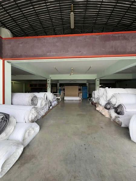 ให้เช่าโกดัง ขนาด 1,100 ตรม ซอยเอกชัย 94, กรุงเทพ, บางบอน, กรุงเทพ, 1,100 ตร.ม., โกดัง-โรงงาน ให้เช่า, โดย Kholiyo, 500686593 - DDproperty.com