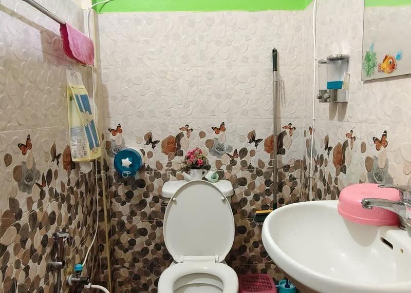 หมู่บ้านการเคหะ1 นครศรีธรรมราช, Nakhon Si Thammarat, Nai Muang, Muang Nakhon Sri Thammarat, Nakhon Si Thammarat, 2 Bedrooms, 150 sqm, Townhouse For Sale, by The Best Property นัท, 500687214 - DDproperty.com