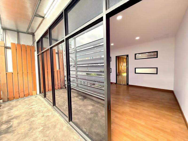 The Horizon EKAMAI Building, Bangkok, Phra Kanong Nua, Watthana, Bangkok, , 96 sqm, Office Space For Rent, by Praipaka Boonmakrua, 500687695 - DDproperty.com