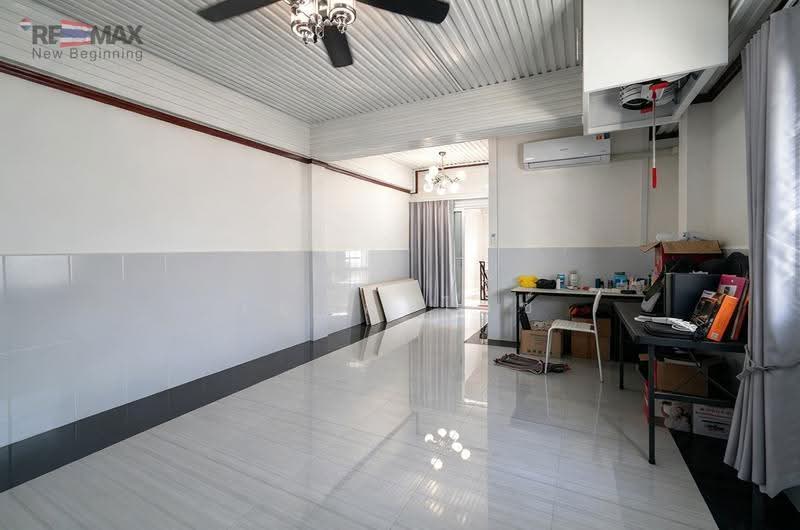 PRIME COMMERCIAL TOWNHOUSE & RESTAURANT IN LAMPHUN, Lamphun, Ban Klang, Muang Lamphun, Lamphun, , 360 sqm, Shophouse For Sale, by Emil Weiss, 500687914 - DDproperty.com