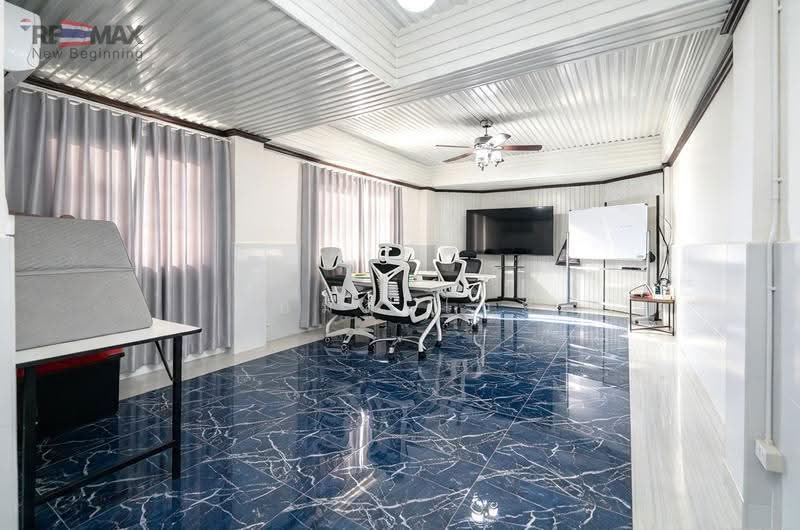 PRIME COMMERCIAL TOWNHOUSE & RESTAURANT IN LAMPHUN, Lamphun, Ban Klang, Muang Lamphun, Lamphun, , 360 sqm, Shophouse For Sale, by Emil Weiss, 500687914 - DDproperty.com