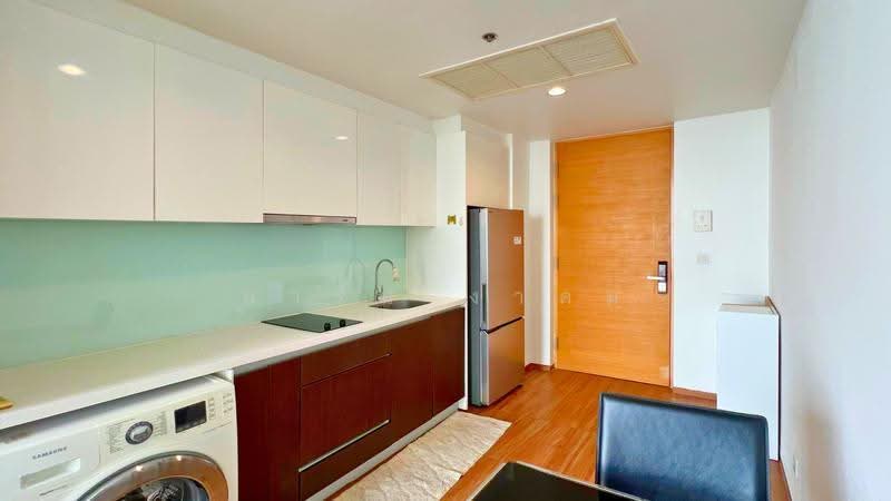 The Breeze Narathiwas, Bangkok, 198 Narathiwat Ratchanakarin Road, Chong Nonsi, Yan Nawa, Bangkok, 1 Bedroom, 49 sqm, Condo For Rent, by นาริน งาคม, 500688256 - DDproperty.com
