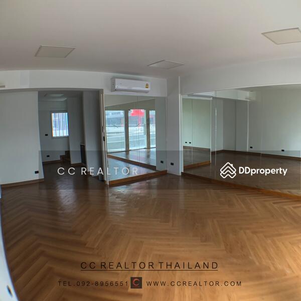 Commercial Building for rent : Open for All Business Office | Showroom | Shop | Studio, Bangkok, เอกมัย, Khlong Tan Nua, Watthana, Bangkok, , 270 sqm, Shophouse For Rent, by C C  R E A L T O R, 5074949 - DDproperty.com